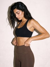 Ottavia Leggings Brown in Brown, side close-up